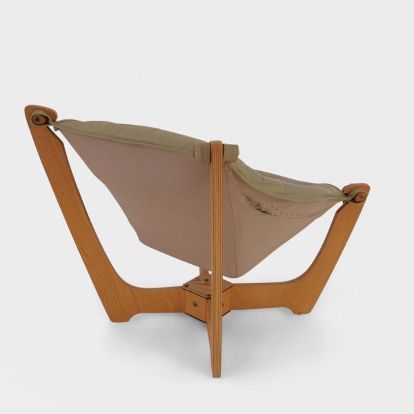 Lave "Luna" Lenestoler Designet av Odd Knutsen for Hellegjerde | Beige Skinn - Image 11