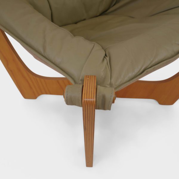 Lave "Luna" Lenestoler Designet av Odd Knutsen for Hellegjerde | Beige Skinn - Image 10
