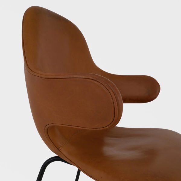 “JH15/Catch” Spisestuestoler av James Hayton for &Tradition | Cognac Skinn - Image 11