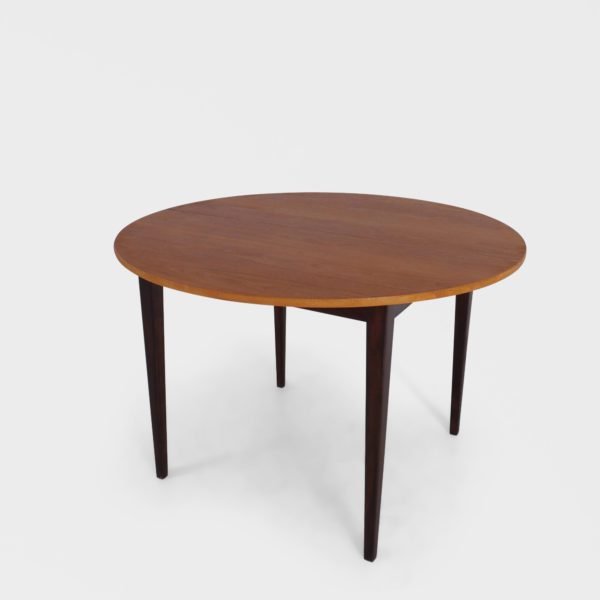 Rundt Vintage Spisebord i Valnøtt | Ileggsplate