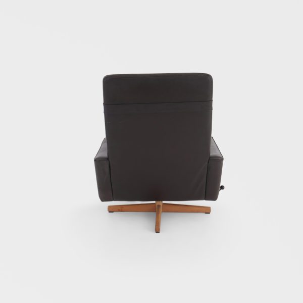 “Modell 807” Lenestol av Frederik Kayser for Vatne Møbler | Sort Skinn - Image 4