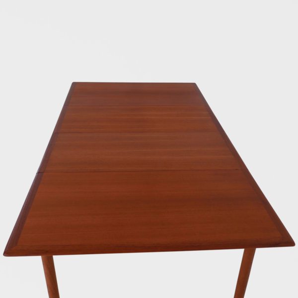 Nydelig kvadratisk Spisebord med 2 ileggsplater | Teak - Image 11