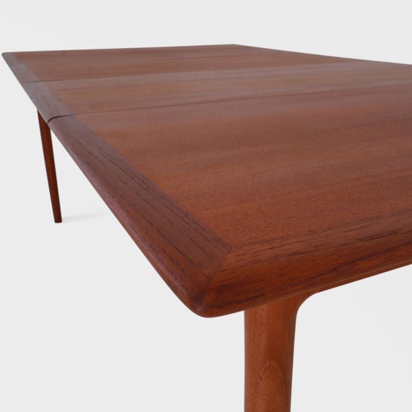 Nydelig kvadratisk Spisebord med 2 ileggsplater | Teak - Image 12