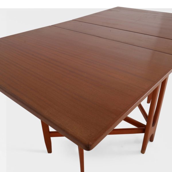 “Klaffebord nr. 2” av Bendt Winge for Kleppes Møbelfabrikk - Image 11