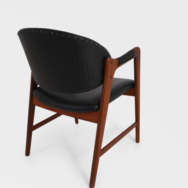 "Akaba" Armstol av Arnt Lande for Stokke - Image 7