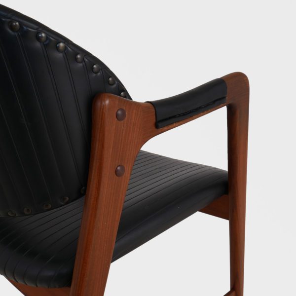 "Akaba" Armstol av Arnt Lande for Stokke - Image 8