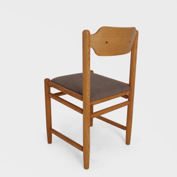 “Plus” Spisestuestoler Designet av Jørn Kylling for Sandvik Møbler | Furu - Image 6