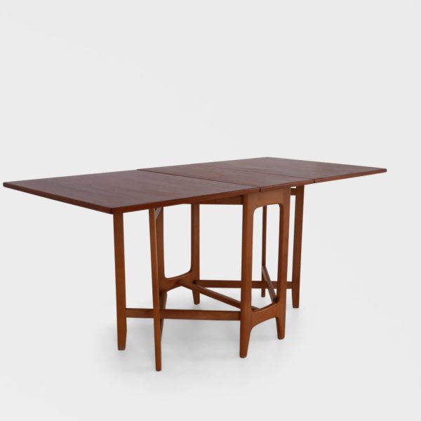 “Klaffebord nr. 4” i Teak av Bendt Winge for Kleppes Møbelfabrikk - Image 4