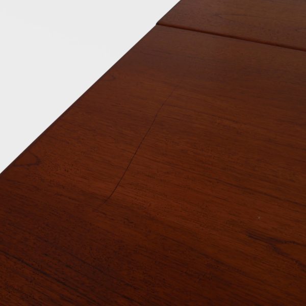 “Klaffebord nr. 4” i Teak av Bendt Winge for Kleppes Møbelfabrikk - Image 12