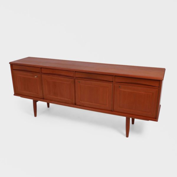 "Modell 415" Skjenk i Teak av Nordås Bruk | 203 cm