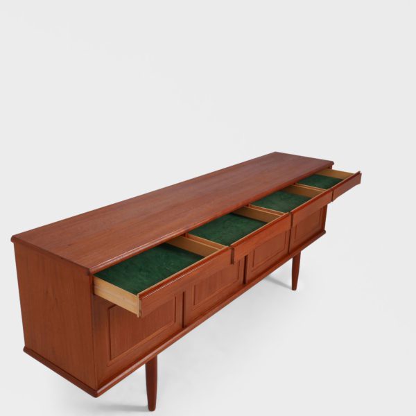 "Modell 415" Skjenk i Teak av Nordås Bruk | 203 cm - Bilde 4