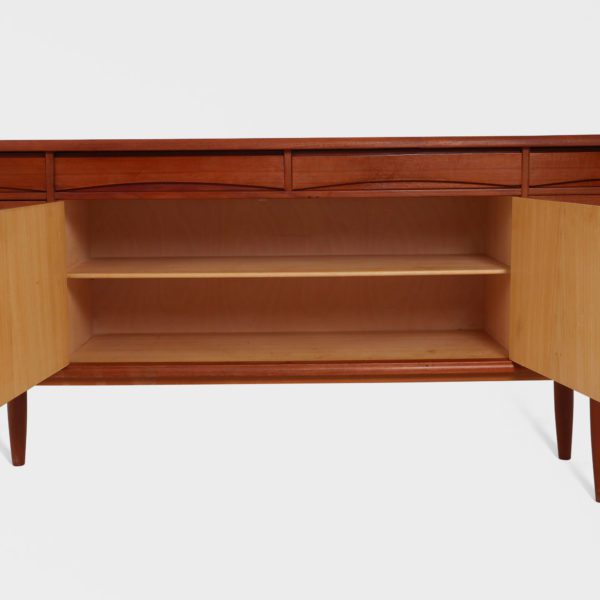 "Modell 415" Skjenk i Teak av Nordås Bruk | 203 cm - Bilde 9
