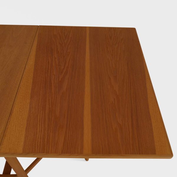 “Klaffebord nr. 4” i Eik av Bendt Winge for Kleppes Møbelfabrikk - Bilde 9