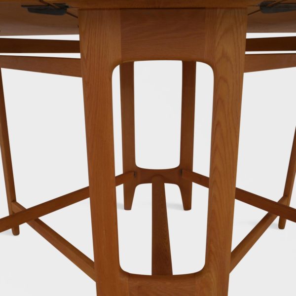 “Klaffebord nr. 4” i Eik av Bendt Winge for Kleppes Møbelfabrikk - Bilde 11