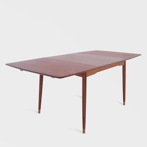 Vintage spisebord i teak | 2 ileggsplater
