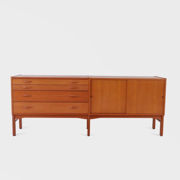 Vintage Skjenk i Teak | 188 cm