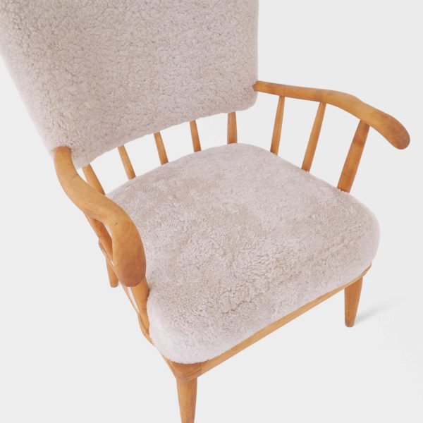 "Peisstol" Lenestol attribuert Arnt Lande for Møller & Stokke | Nyomtrukket i Saueskinn - Bilde 9