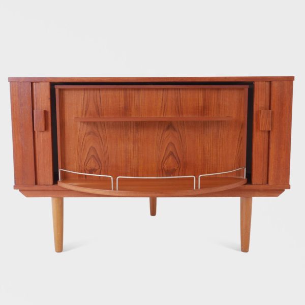 Vintage Barskap med Sjalusidører | Teak