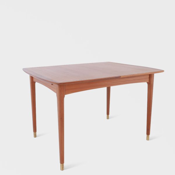 Vintage spisebord i teak | 2 ileggsplater