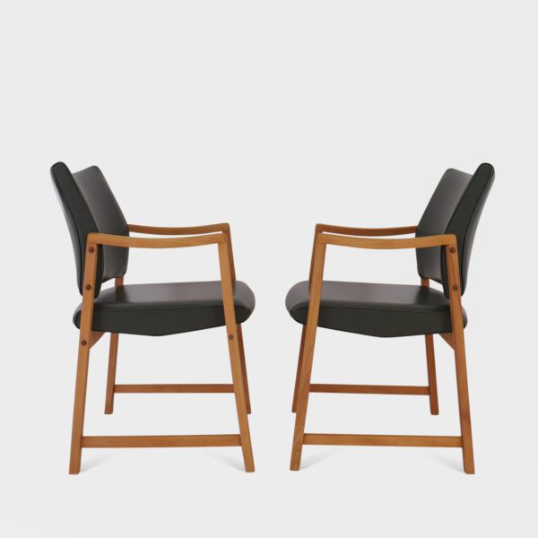 "Bellevue" Armstoler av Fredrik Kayser for Skeie & Co - Bilde 4