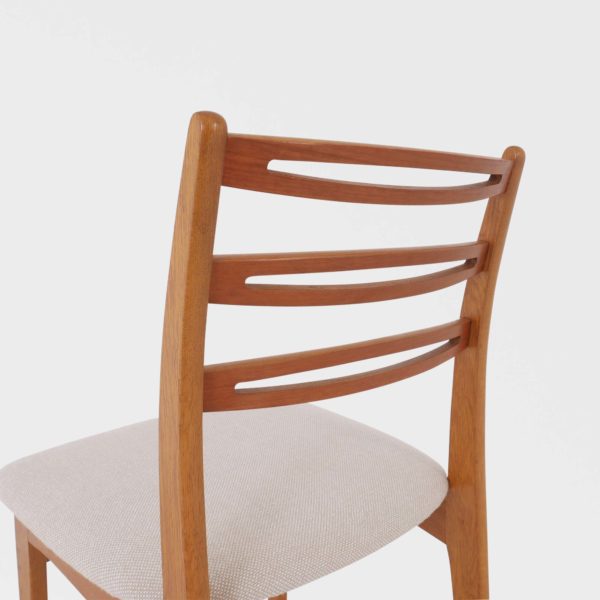 “Jan” Spisestuestoler Designet av Fredrik Kayser for Viken Møbelfabrikk | Nyomtrukket - Bilde 13